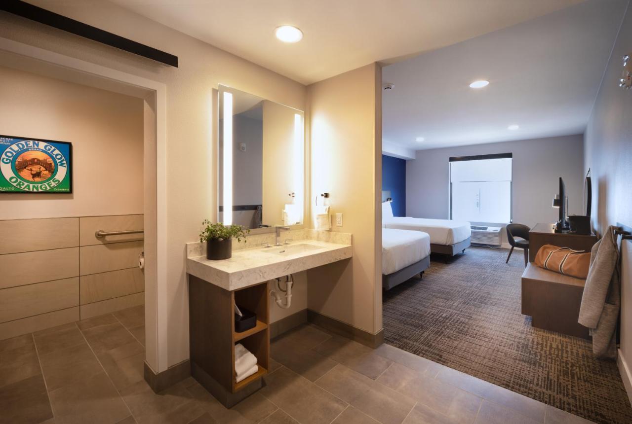 Ayres Hotel Rialto Fontana 外观 照片